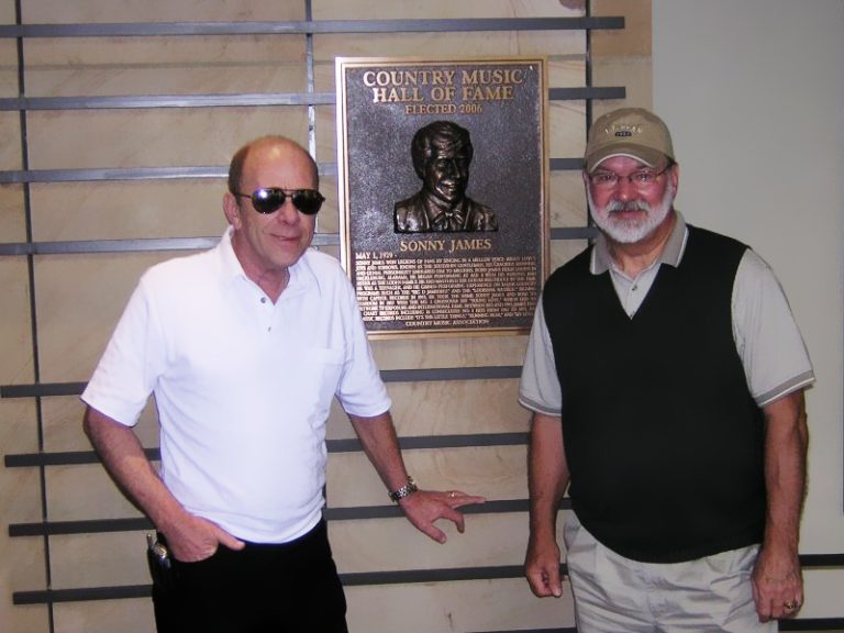 A return visit to the Hall Of Fame by Glenn Huggins & Gary Robble following the